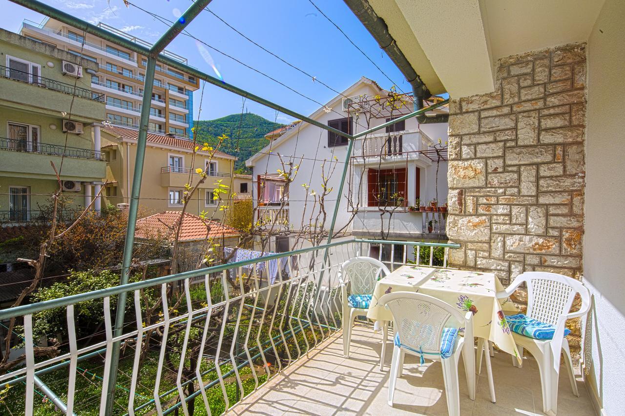 Apartman Aleksandra 부드바 외부 사진