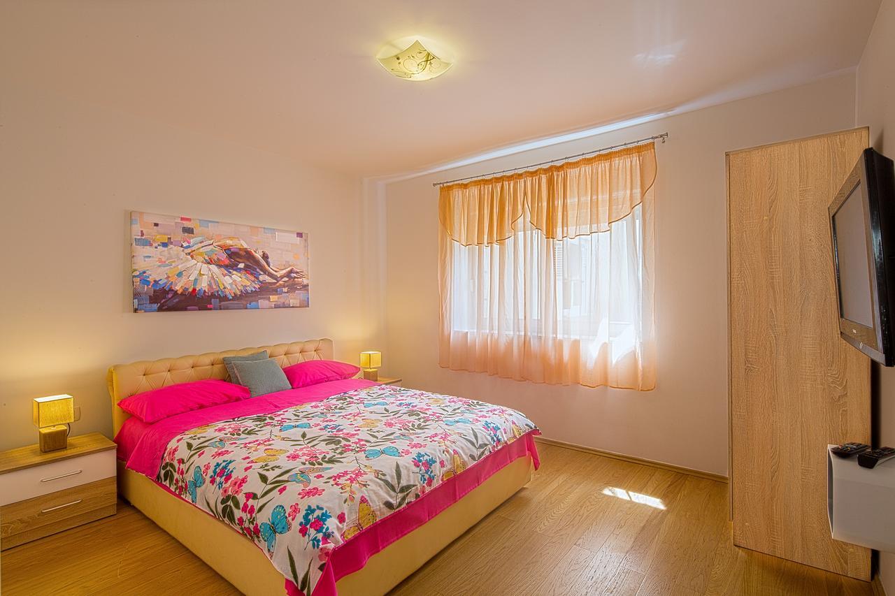 Apartman Aleksandra 부드바 외부 사진