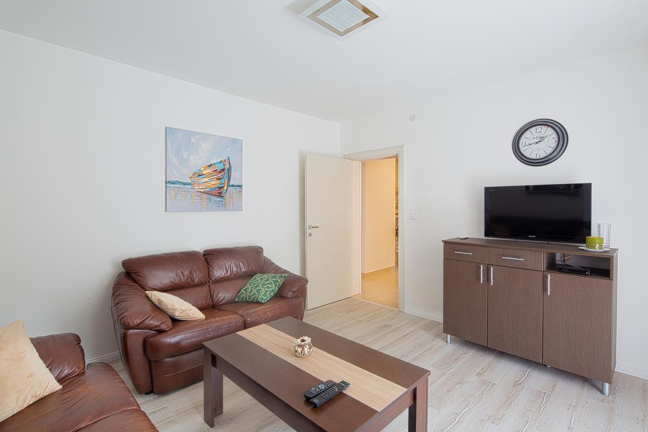 Apartman Aleksandra 부드바 외부 사진