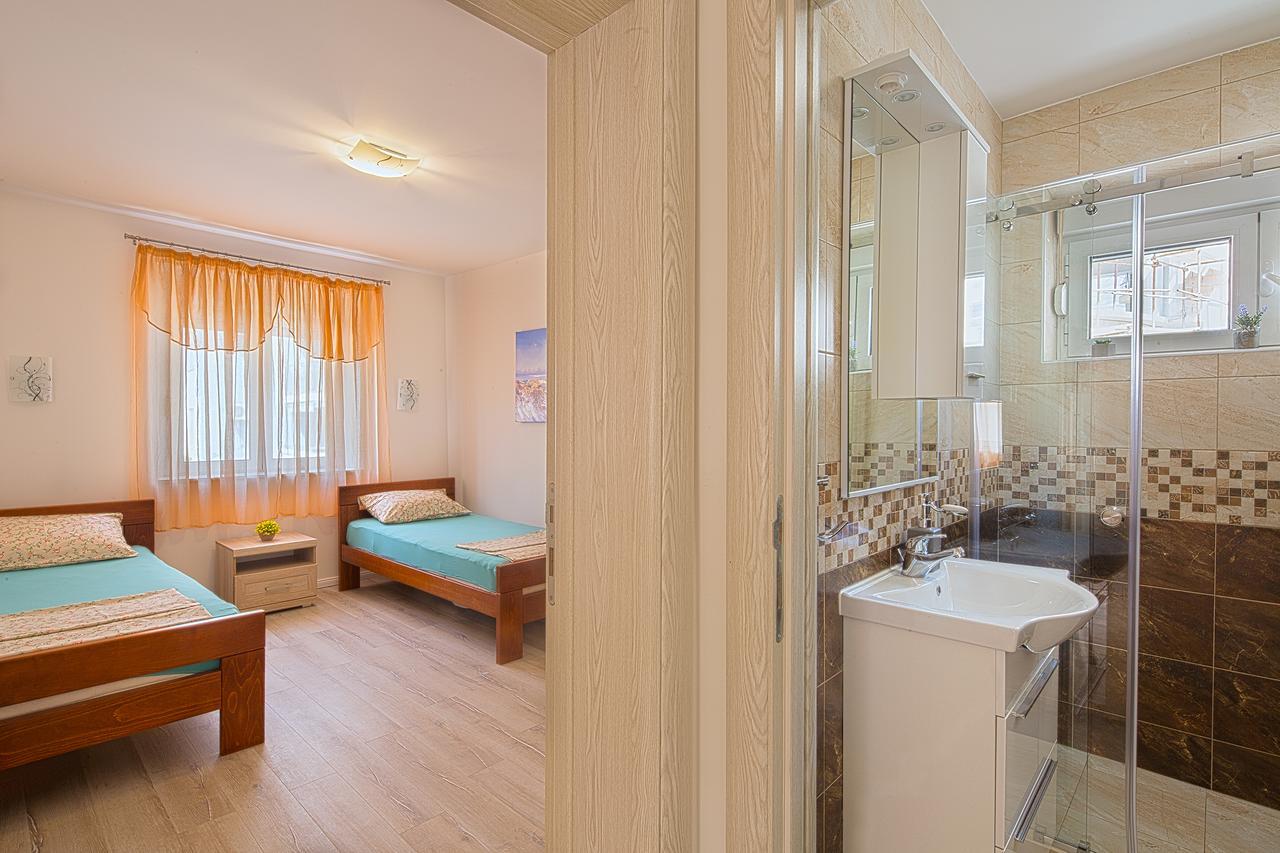Apartman Aleksandra 부드바 외부 사진